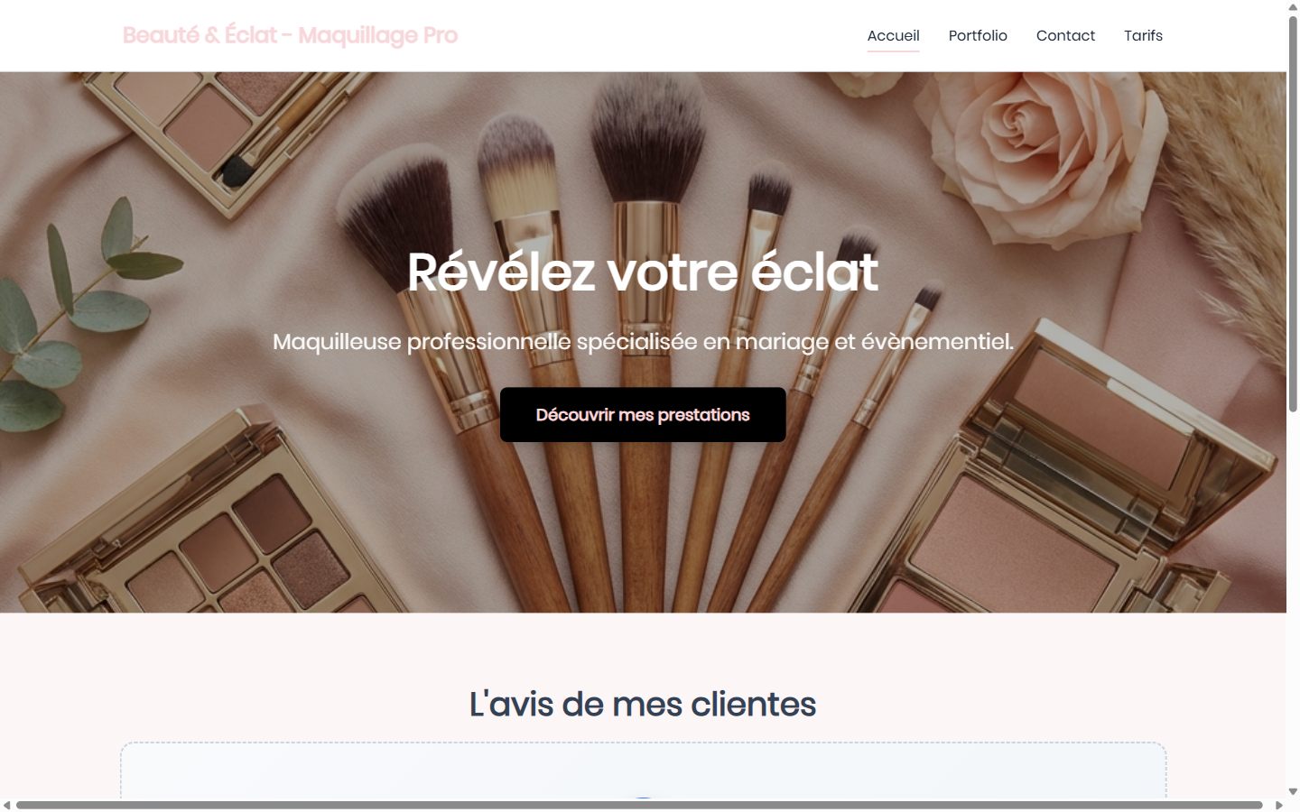 Site créé avec izibrick affiché sur ordinateur